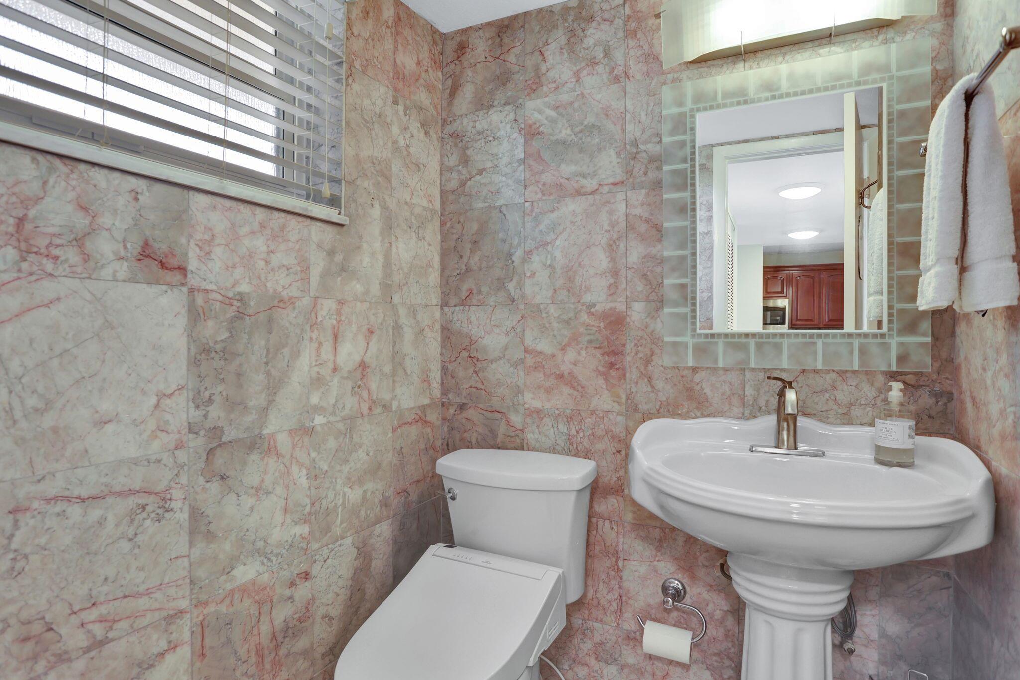 DELPHI TOWERS CONDO - Residential