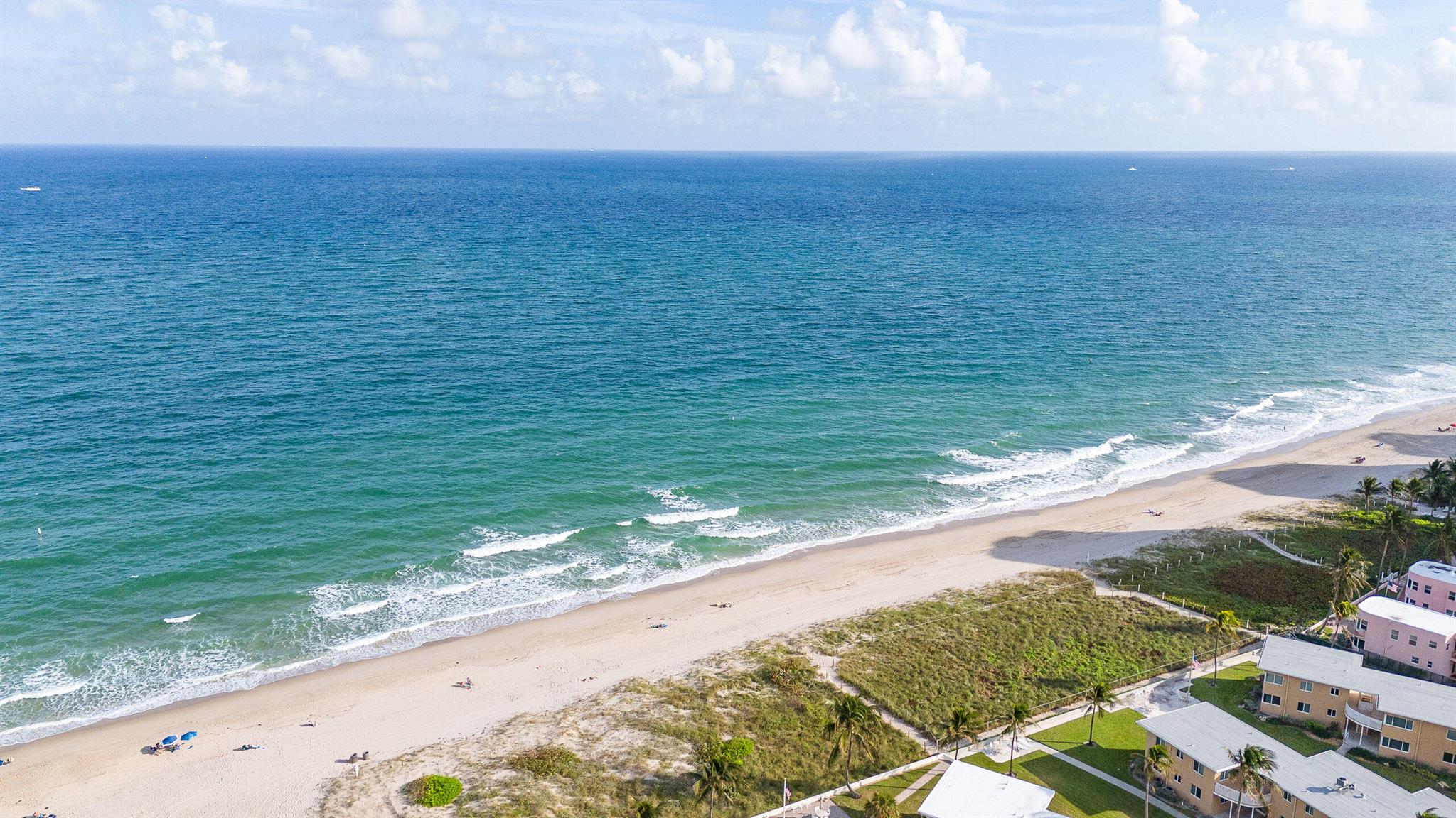 DELPHI TOWERS CONDO - Residential