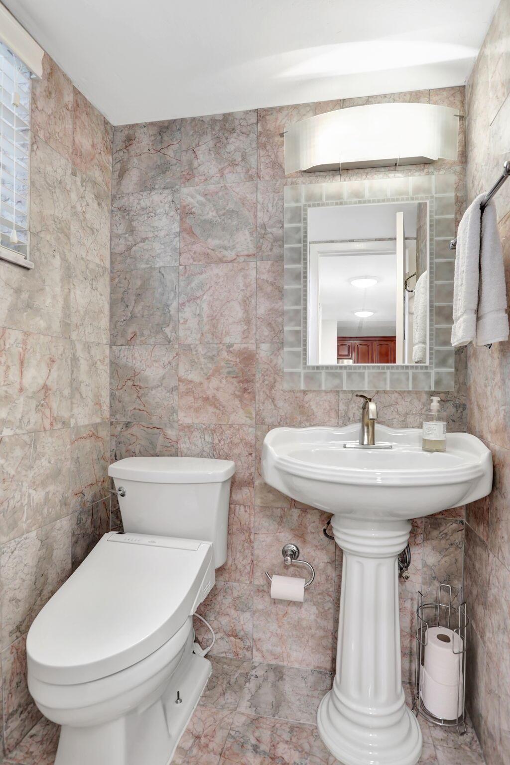 DELPHI TOWERS CONDO - Residential
