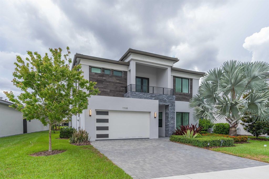 Photo of 17338 Rainstream Road, Boca Raton, FL 33496 (MLS # R10998252)