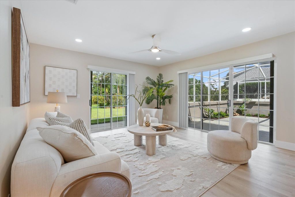 Photo of 401 Vision Court, Palm Beach Gardens, FL 33418 (MLS # R11102299)