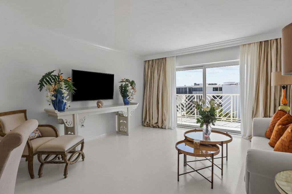 Photo of 170 N Ocean Boulevard #605, Palm Beach, FL 33480 (MLS # R11138119)