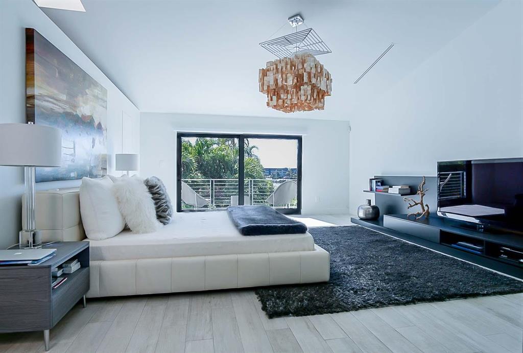 TROPIC ISLE 4TH SEC - Residential