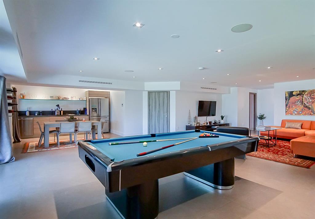 TROPIC ISLE 4TH SEC - Residential