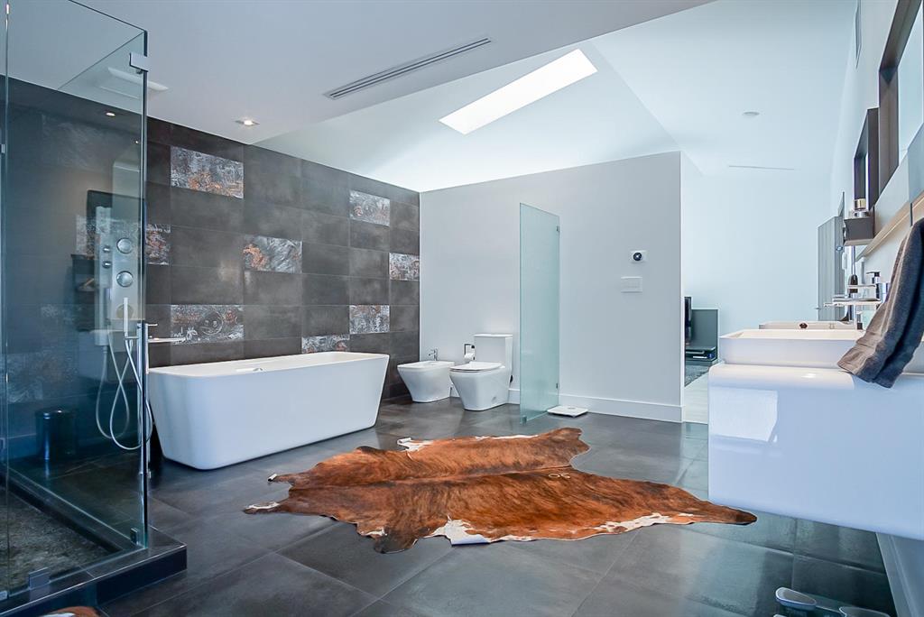 TROPIC ISLE 4TH SEC - Residential