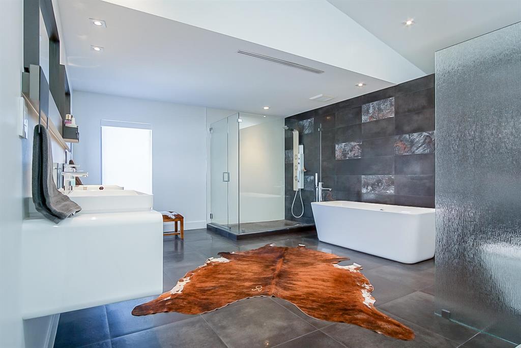 TROPIC ISLE 4TH SEC - Residential