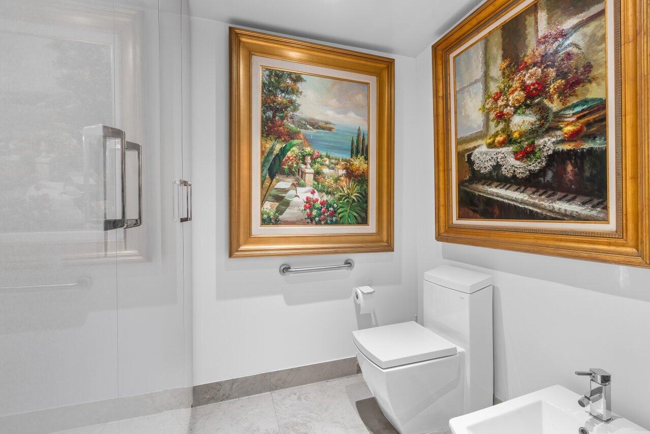 TOWNSEND PLACE - Residential