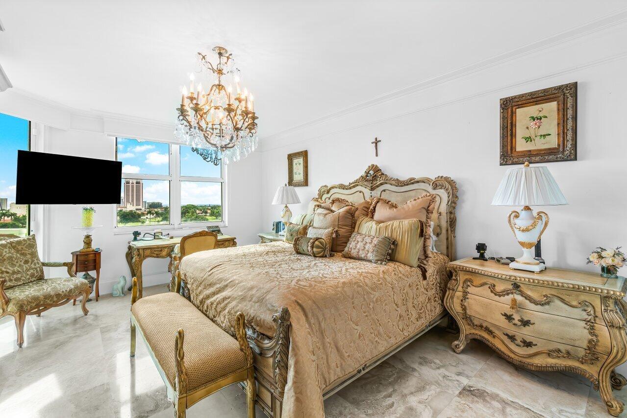 TOWNSEND PLACE - Residential