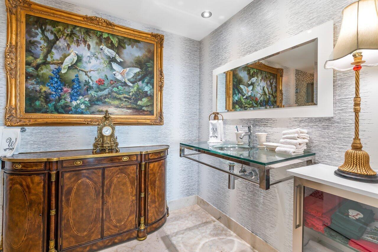 TOWNSEND PLACE - Residential