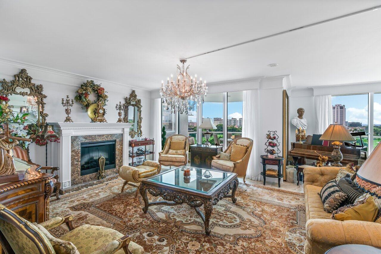 TOWNSEND PLACE - Residential