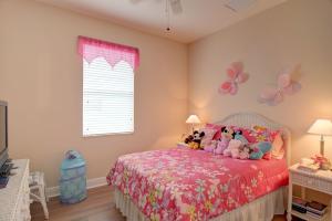 BEDFORD PARK AT TRADITION - Residential