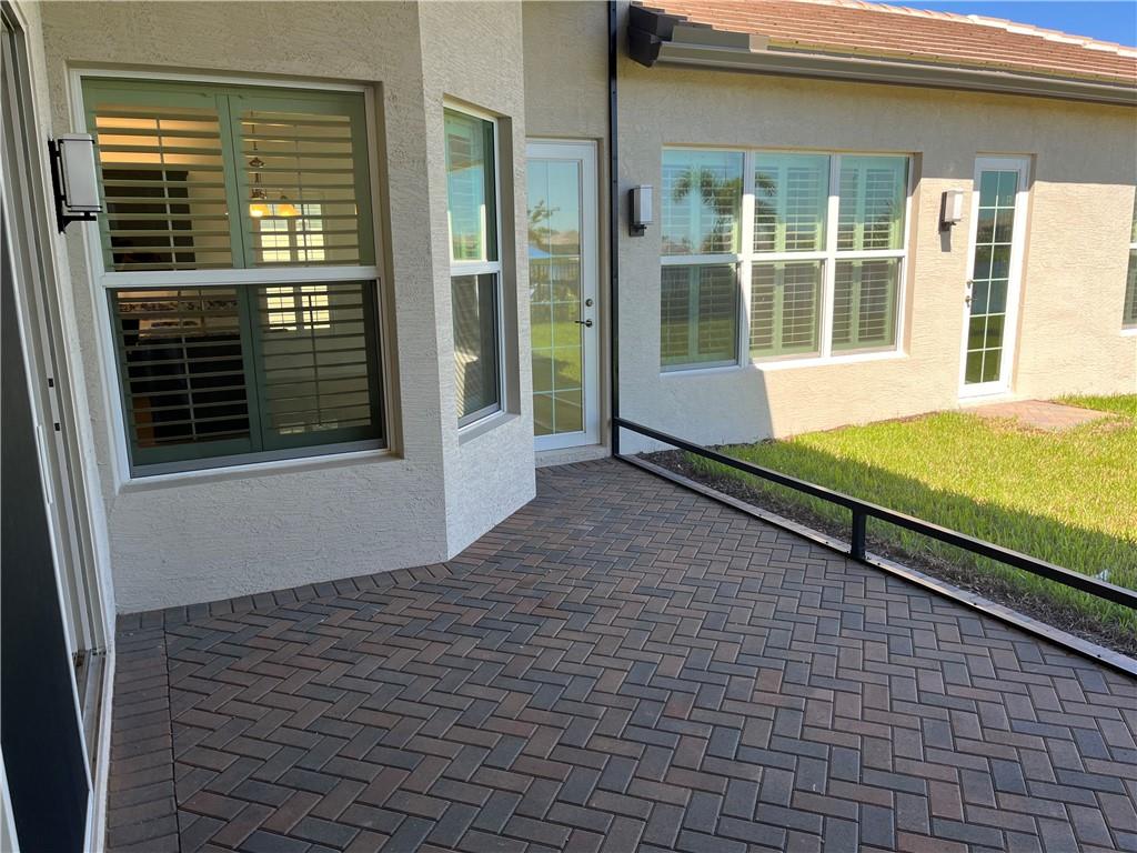 RIVERLAND - Residential