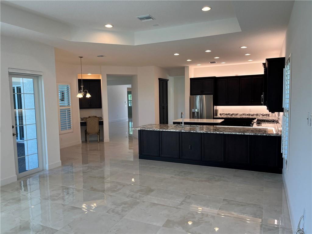 RIVERLAND - Residential