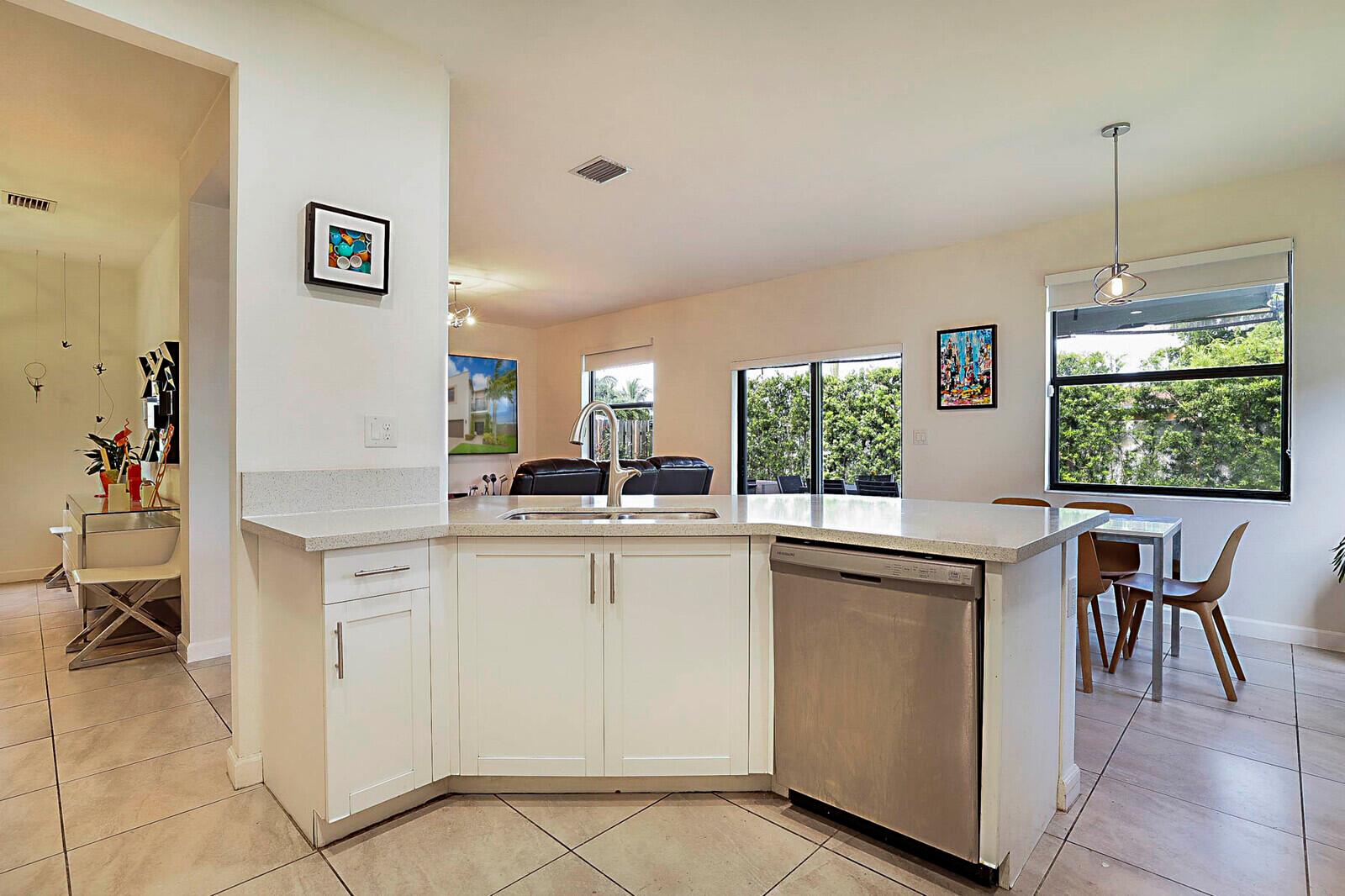 VIA VENTURA NEIGHBORHOOD - Residential Lease