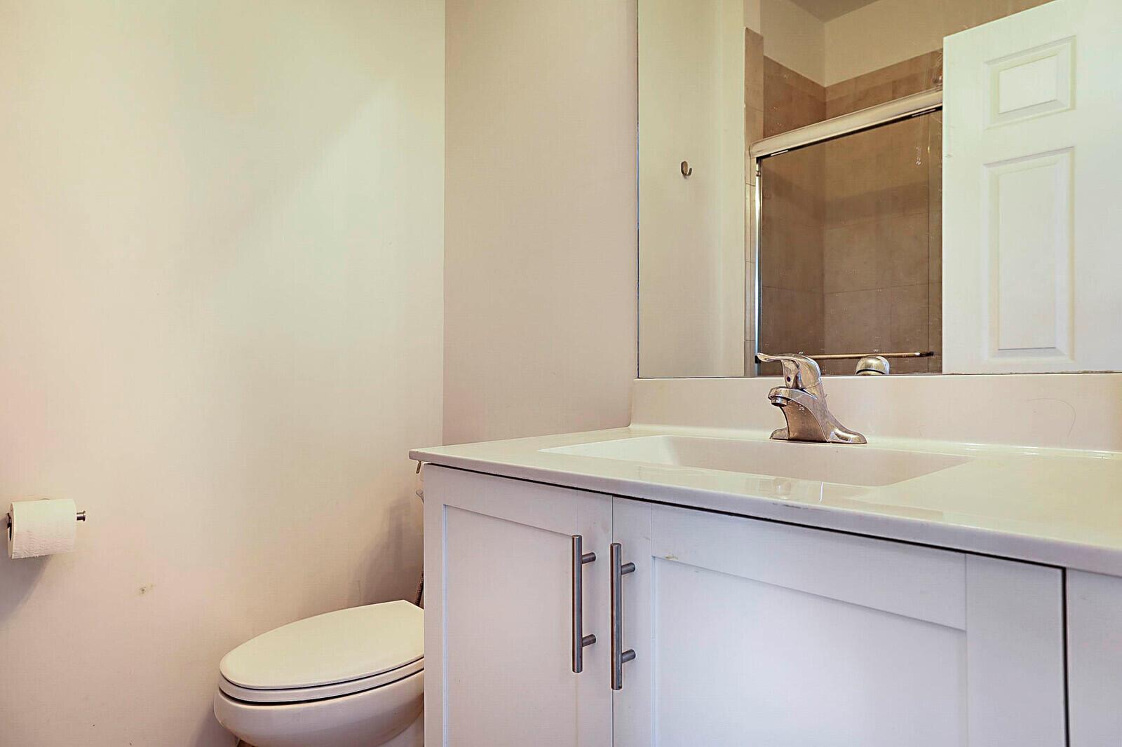 VIA VENTURA NEIGHBORHOOD - Residential Lease