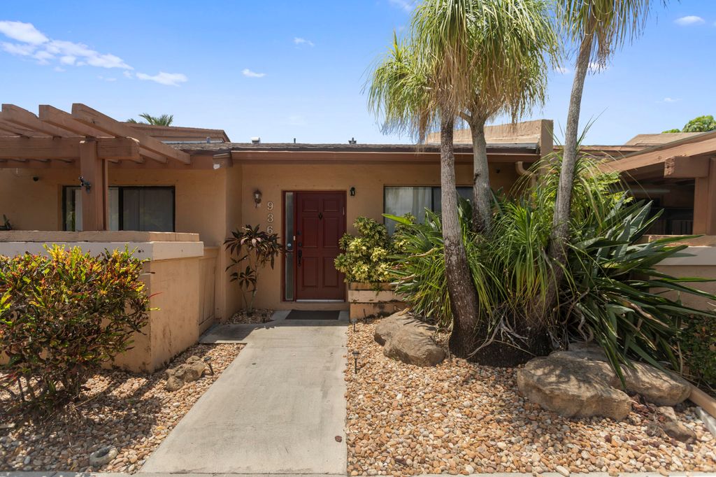 Photo of 936 NW 79 Ter #936, Plantation, FL 33324 (MLS # R10998086)