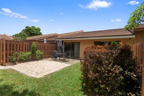 A home in Plantation