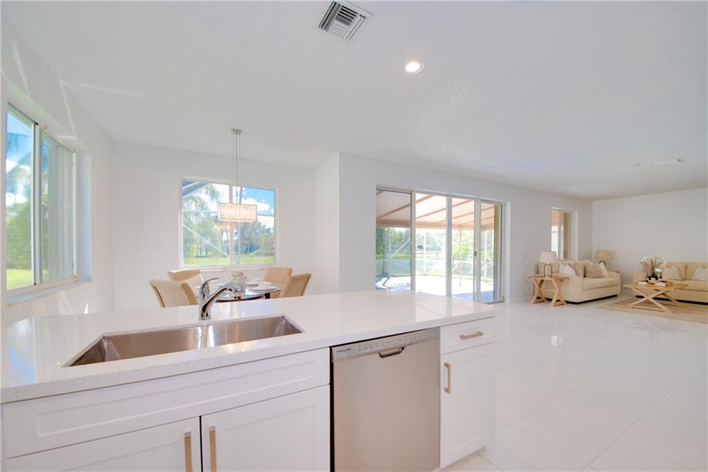 Regency Lakes At Coconut - Residential