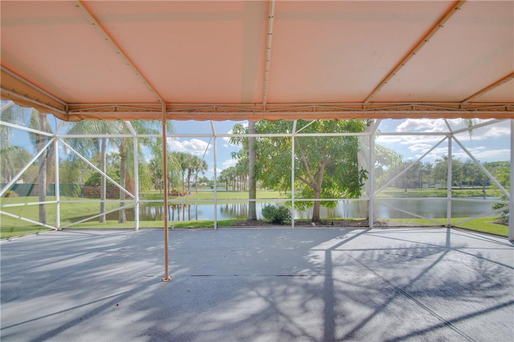 Regency Lakes At Coconut - Residential