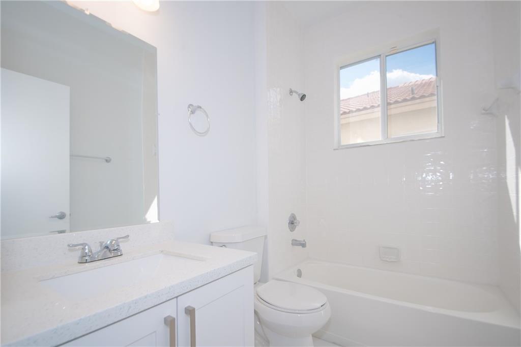 Regency Lakes At Coconut - Residential