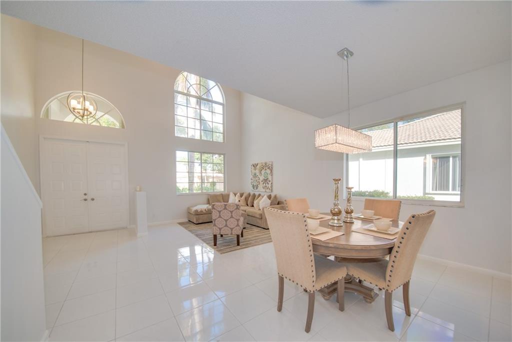 Regency Lakes At Coconut - Residential