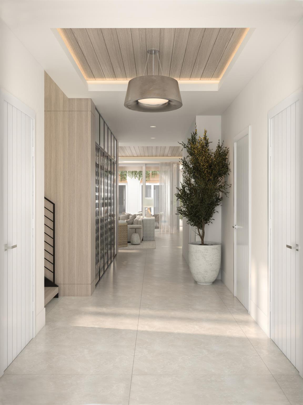 812 Palm Trail
