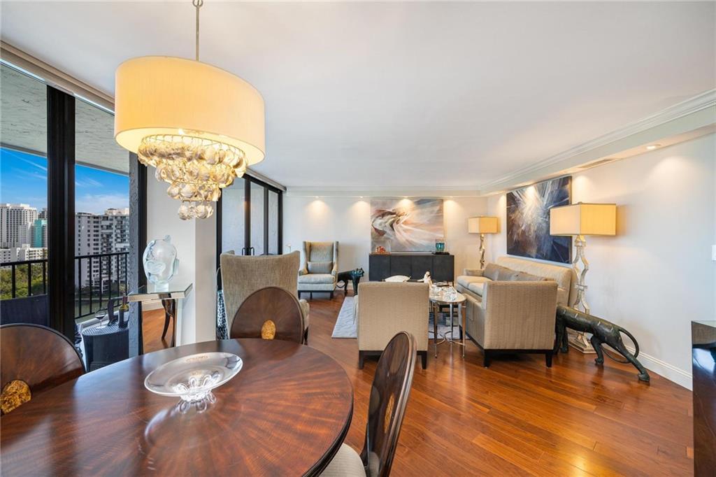 CORINTHIAN - Residential