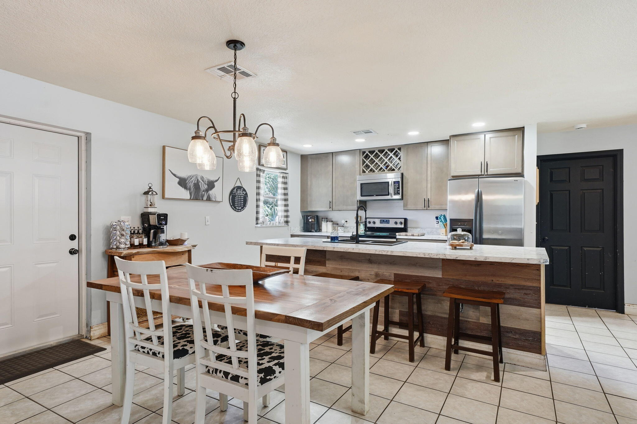 PARADISE PARK UNIT NO 2 - Residential