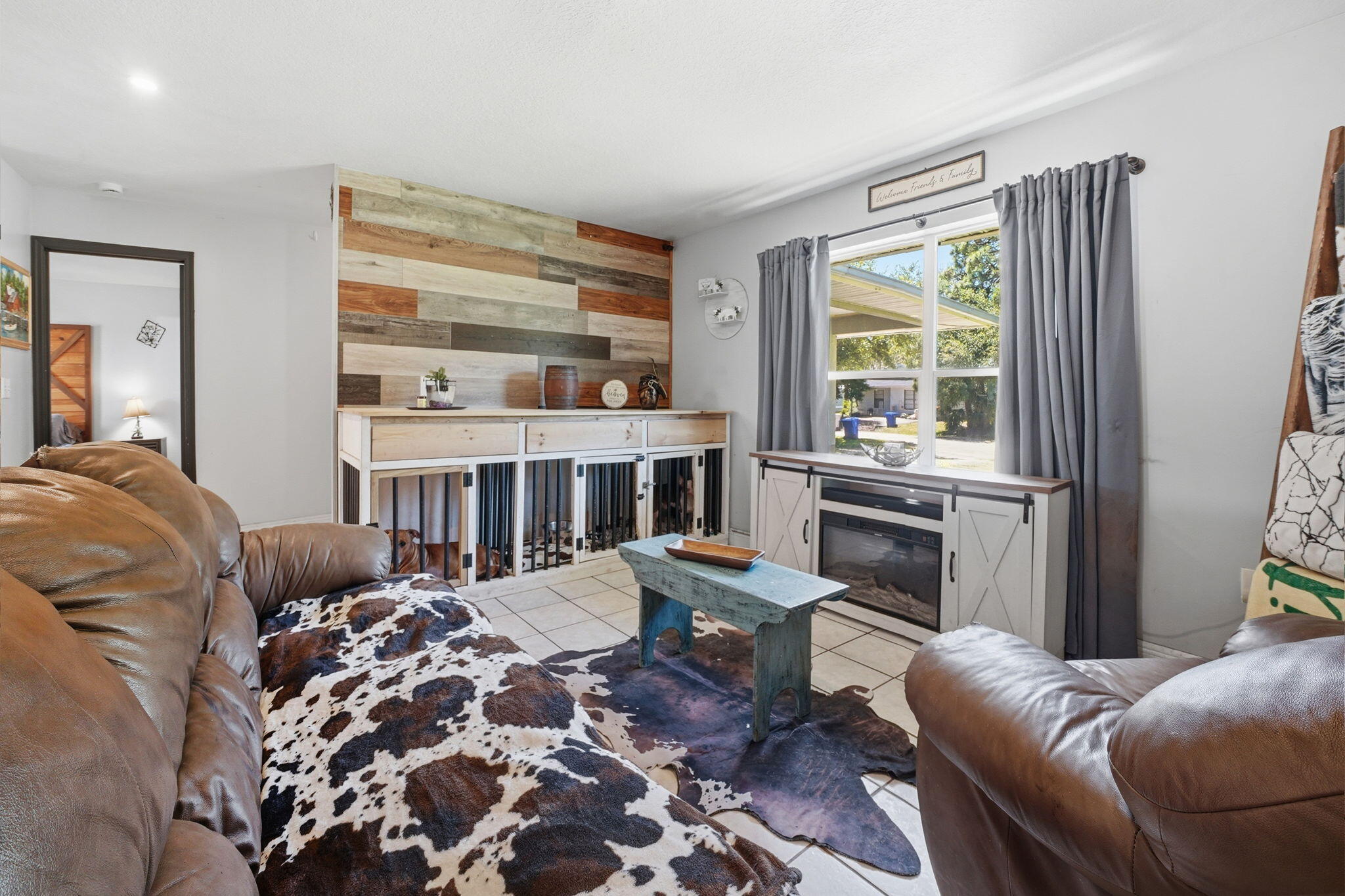 PARADISE PARK UNIT NO 2 - Residential