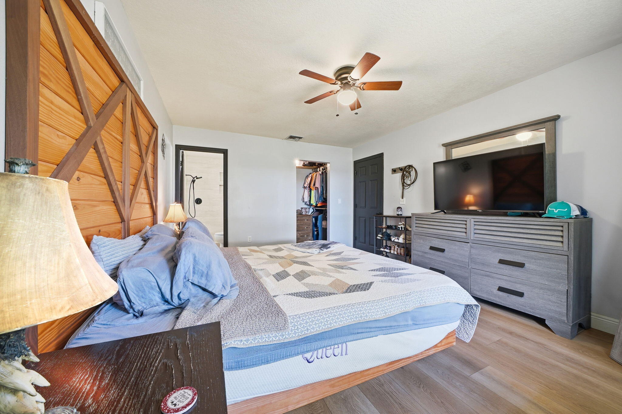 PARADISE PARK UNIT NO 2 - Residential