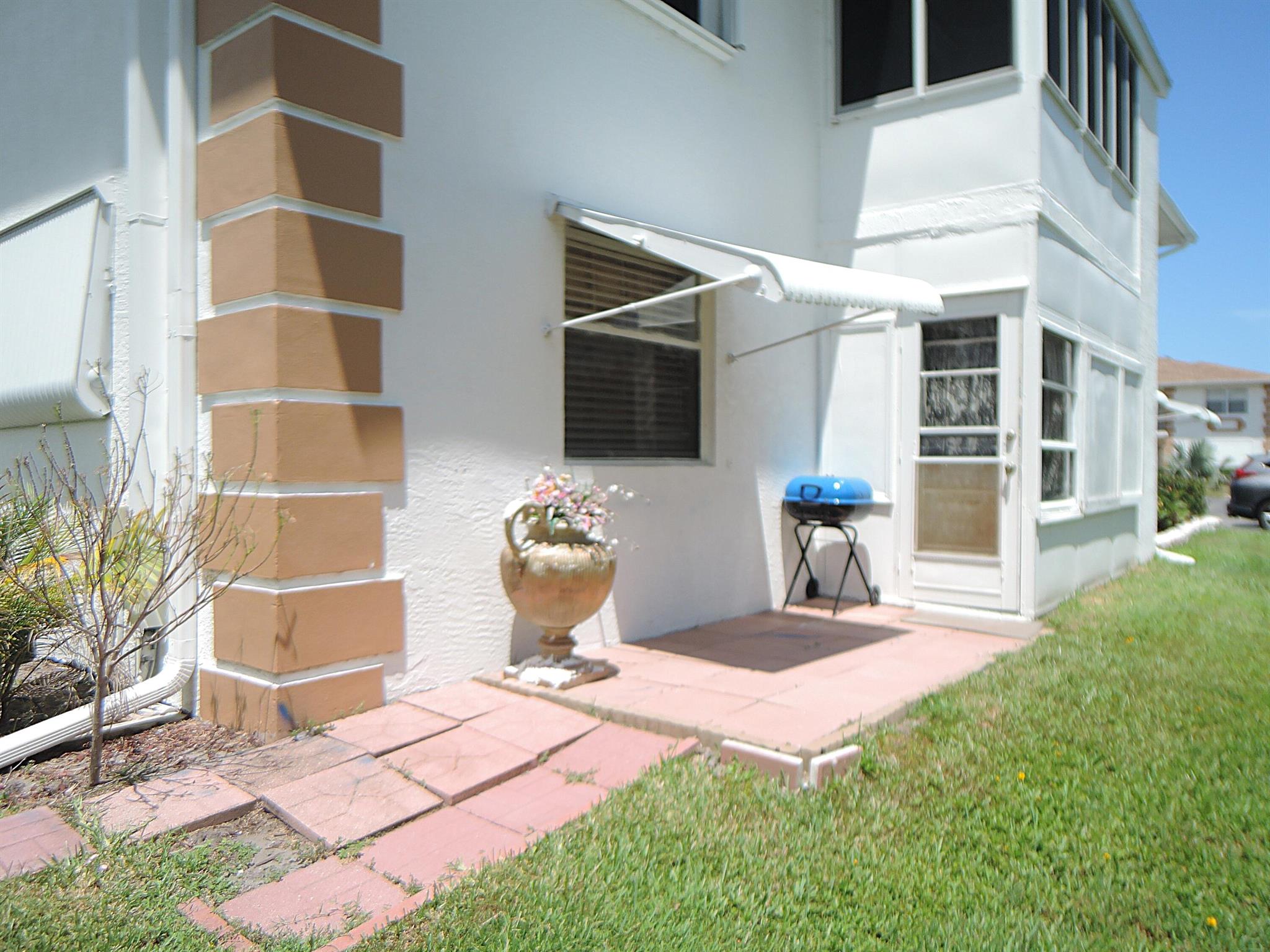 Fort Pierce, Florida 34982, United States, 2 Bedrooms Bedrooms, ,2 BathroomsBathrooms,Residential,Active,209458