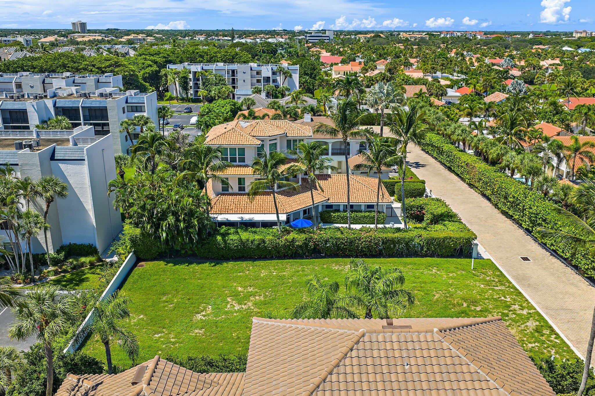 MAISONS DE LA MER - Land