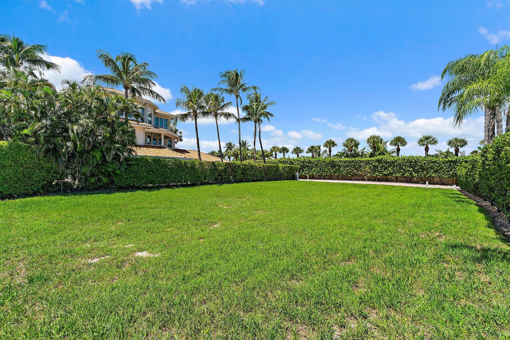 MAISONS DE LA MER - Land