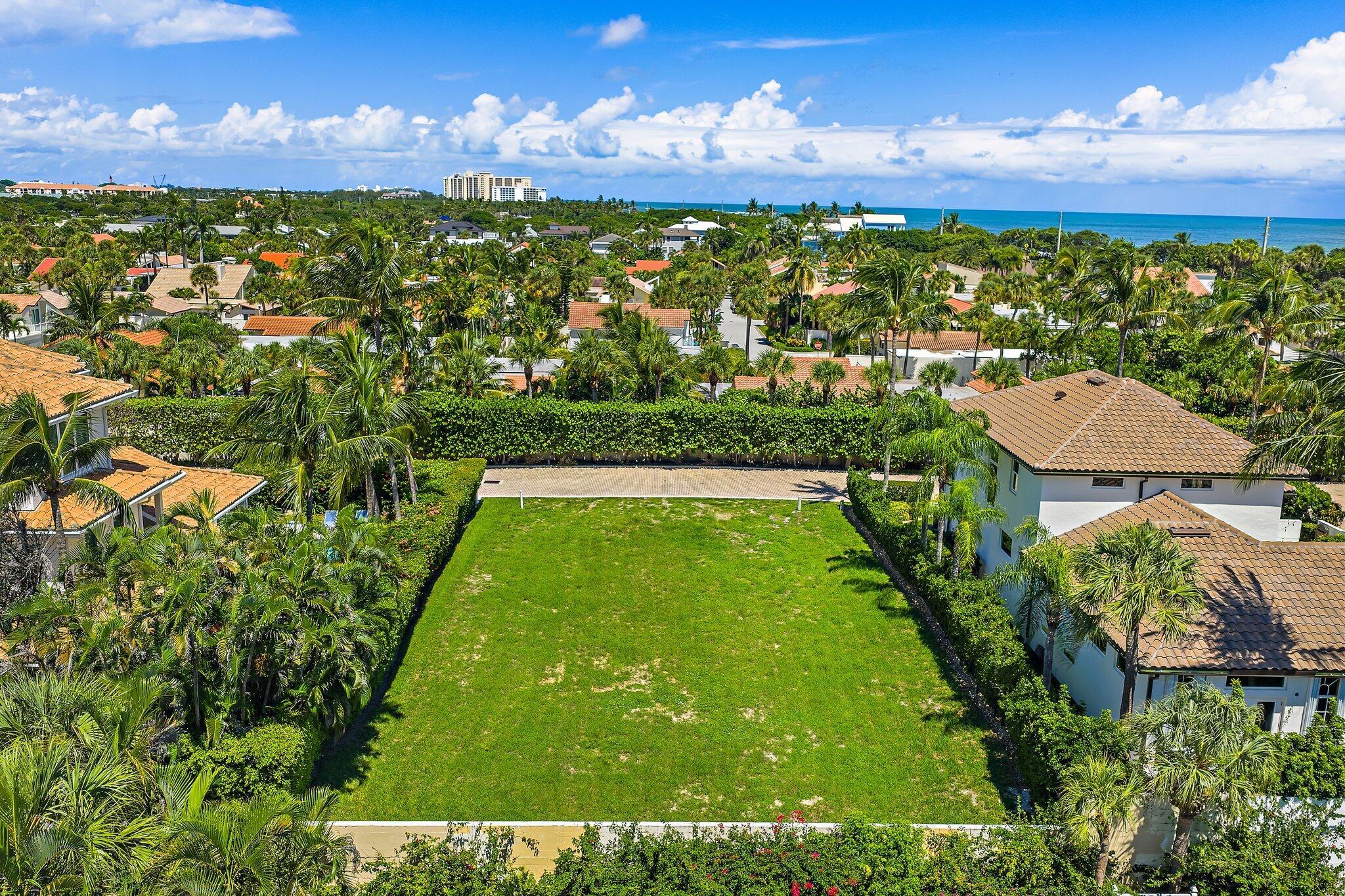 MAISONS DE LA MER - Land