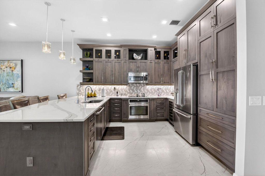 Photo of 12627 Bonnington Range Drive, Boynton Beach, FL 33473 (MLS # B26017230)