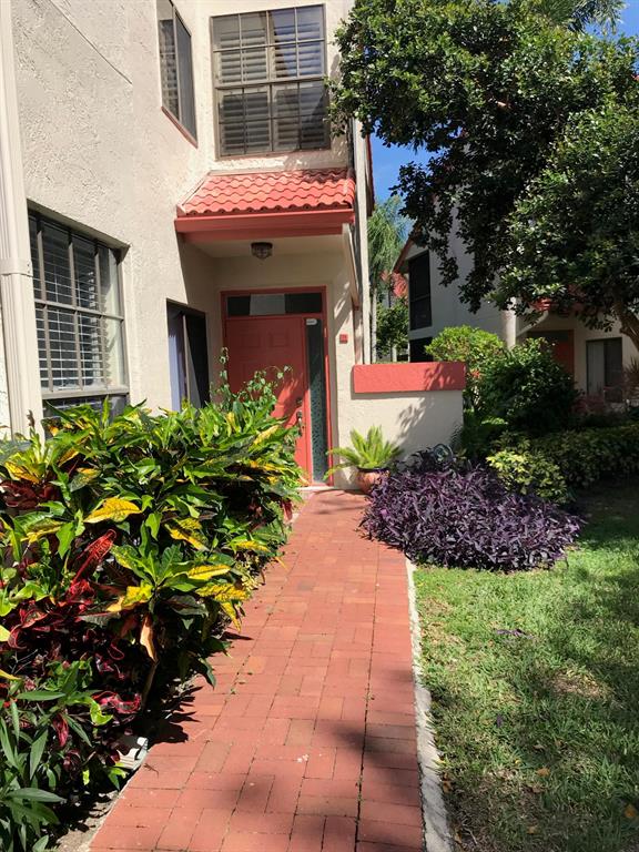 LEXINGTON CLUB - Residential