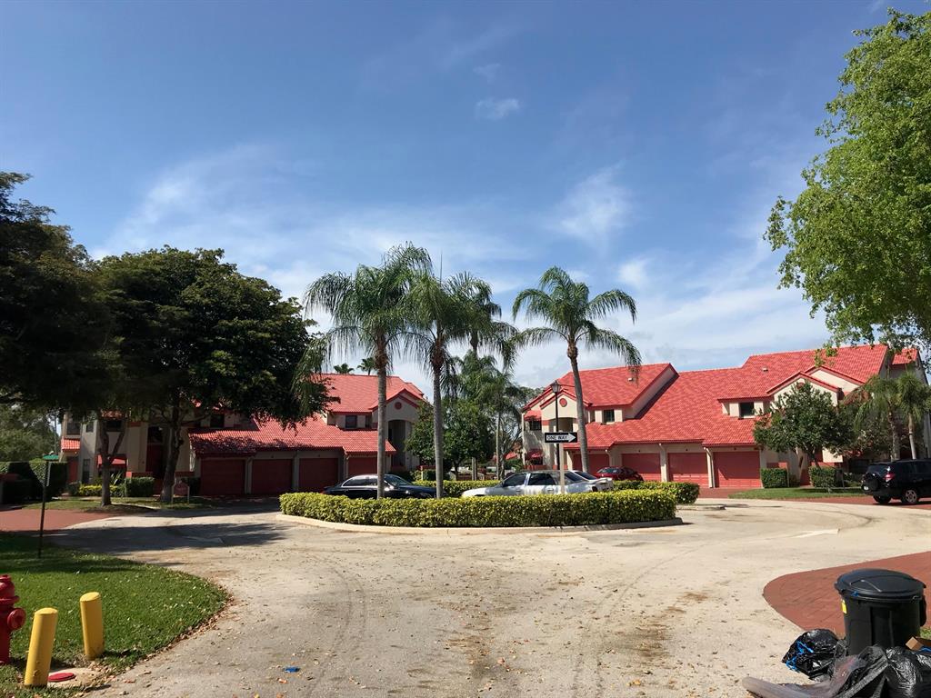 LEXINGTON CLUB - Residential