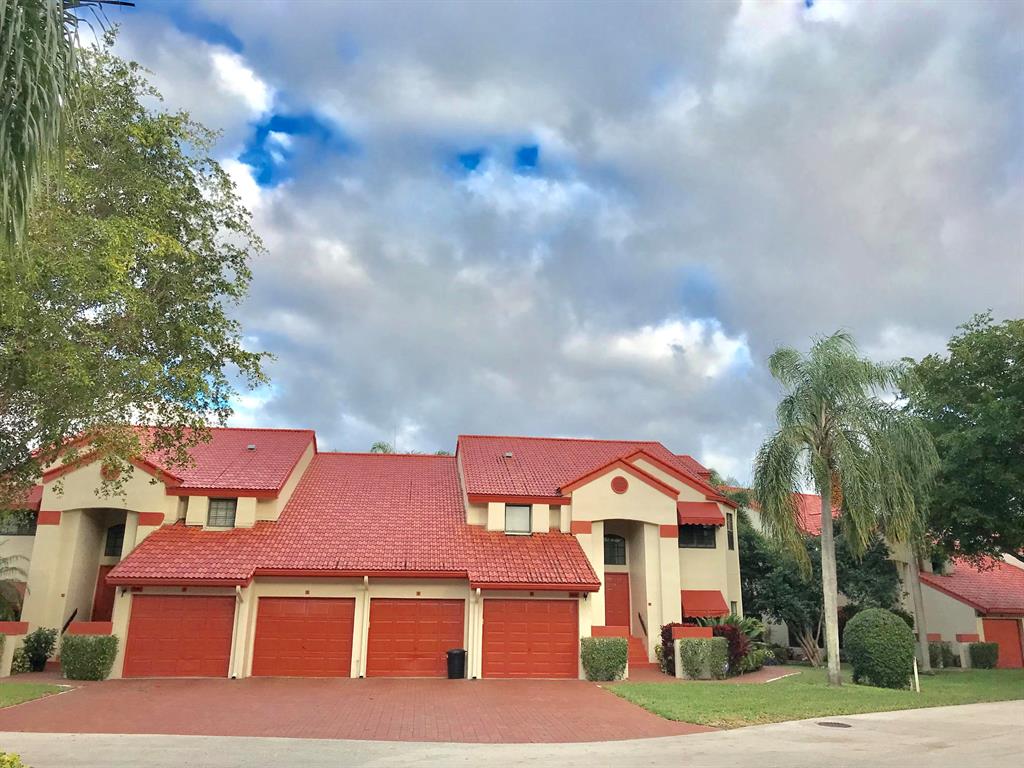 LEXINGTON CLUB - Residential