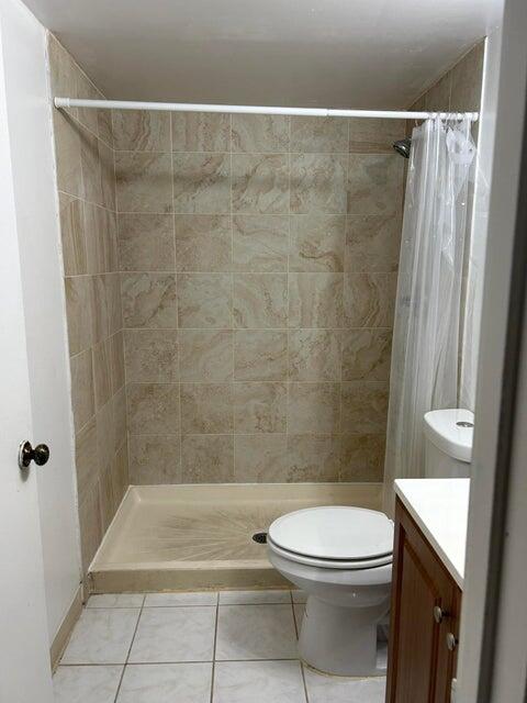 PALM CLUB - Residential Lease