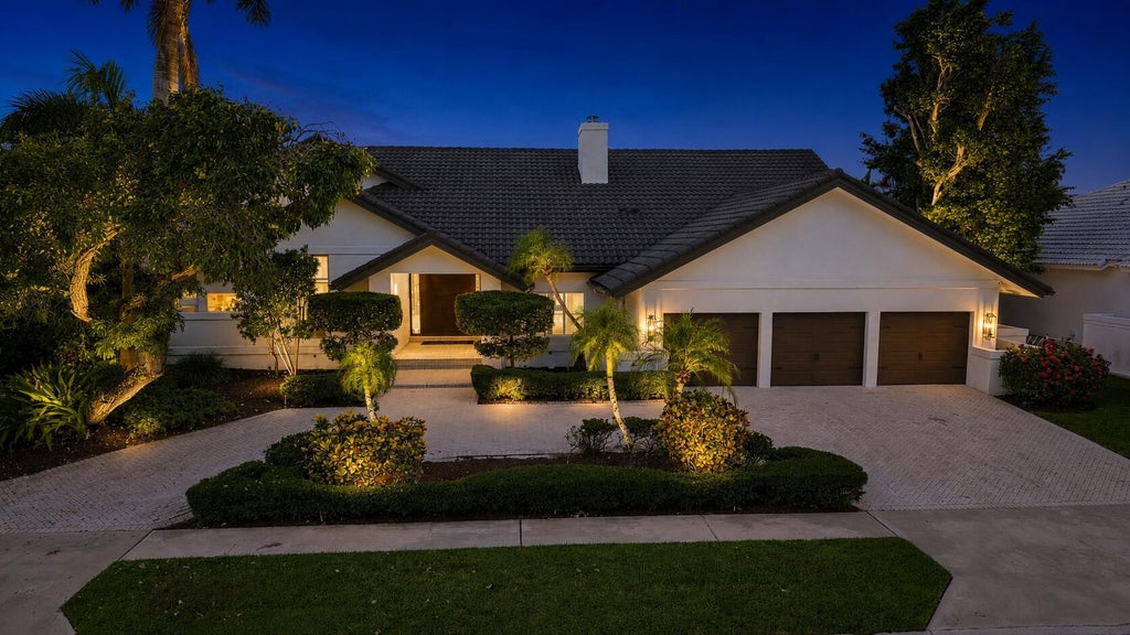 Photo of 7082 Siena Court, Boca Raton, FL 33433 (MLS # B26057774)