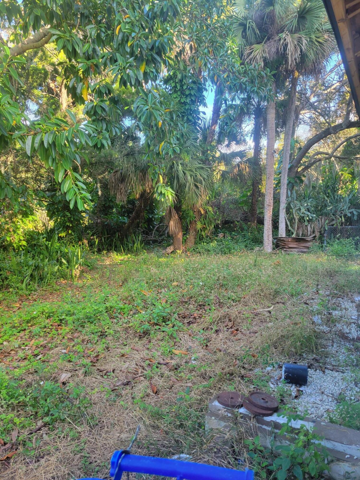 SHADOW LAWN NO 2 - Residential