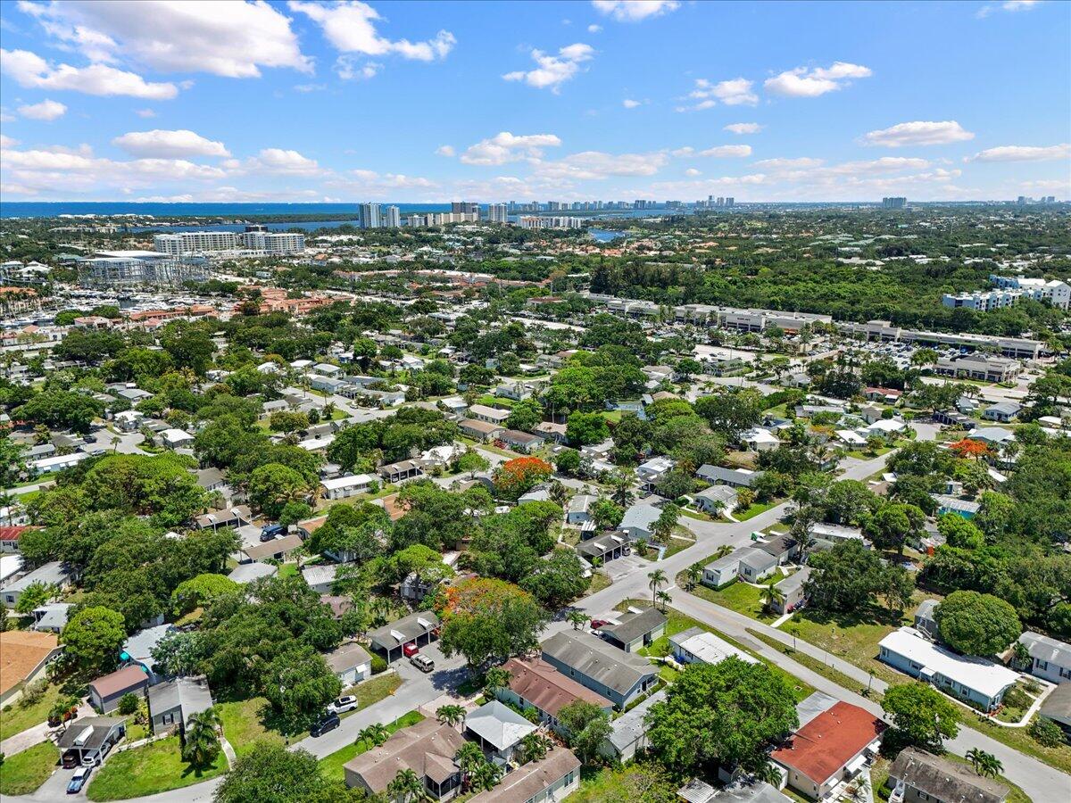 The Meadows of Palm Beach Gardens - Residential