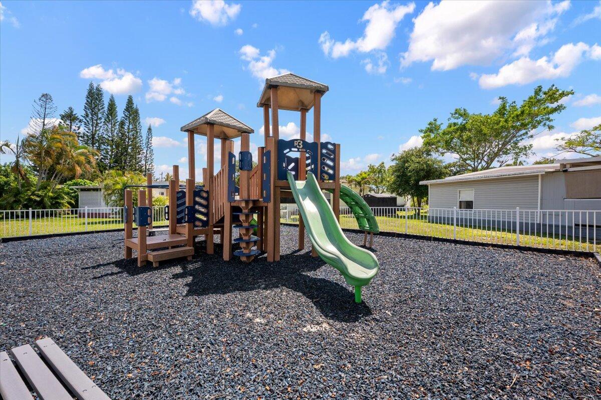 The Meadows of Palm Beach Gardens - Residential
