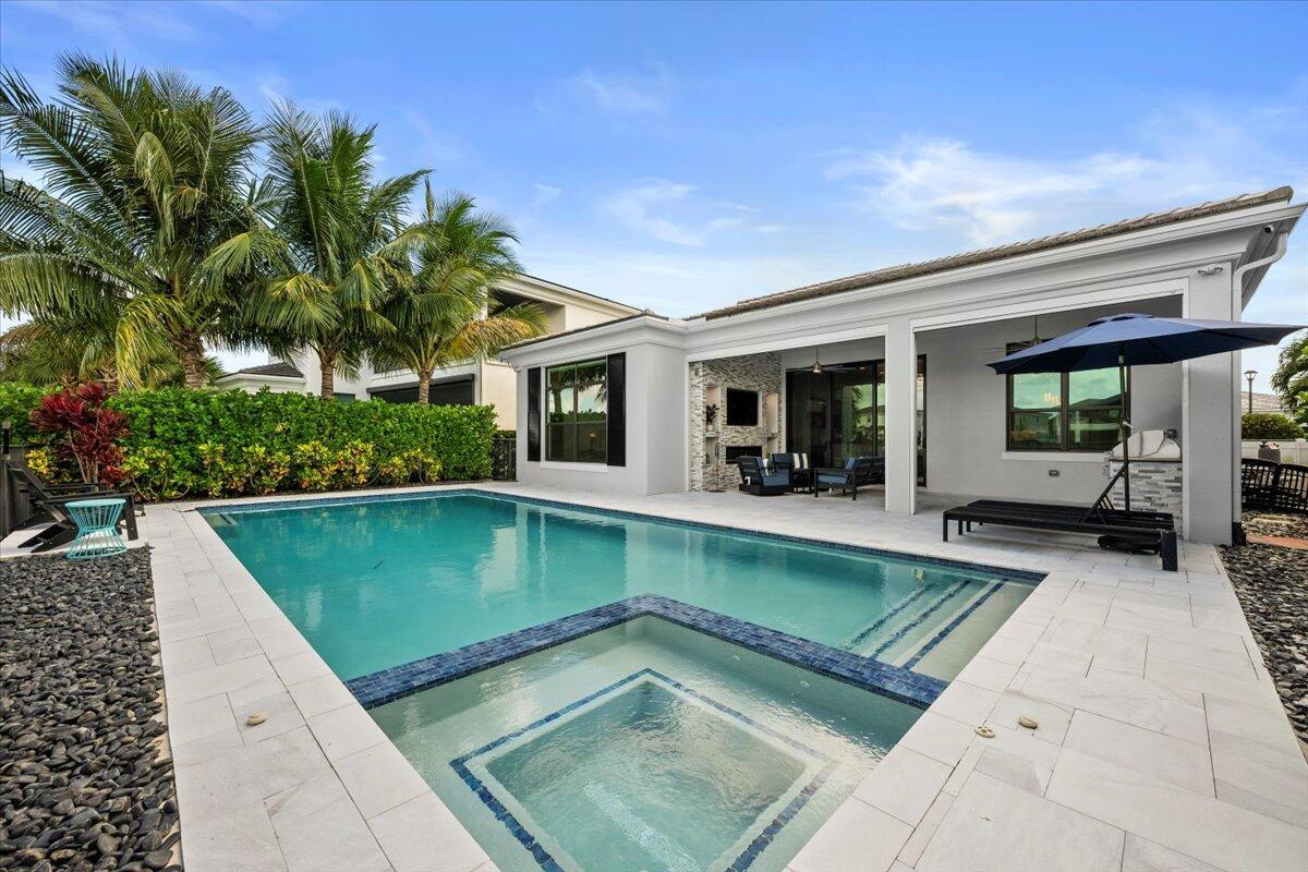 ARTISTRY - Residential