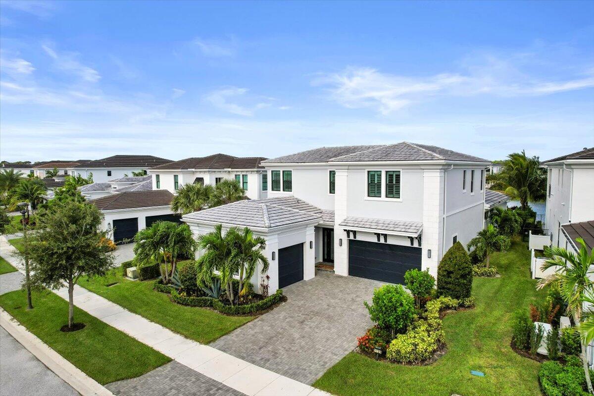 ARTISTRY - Residential