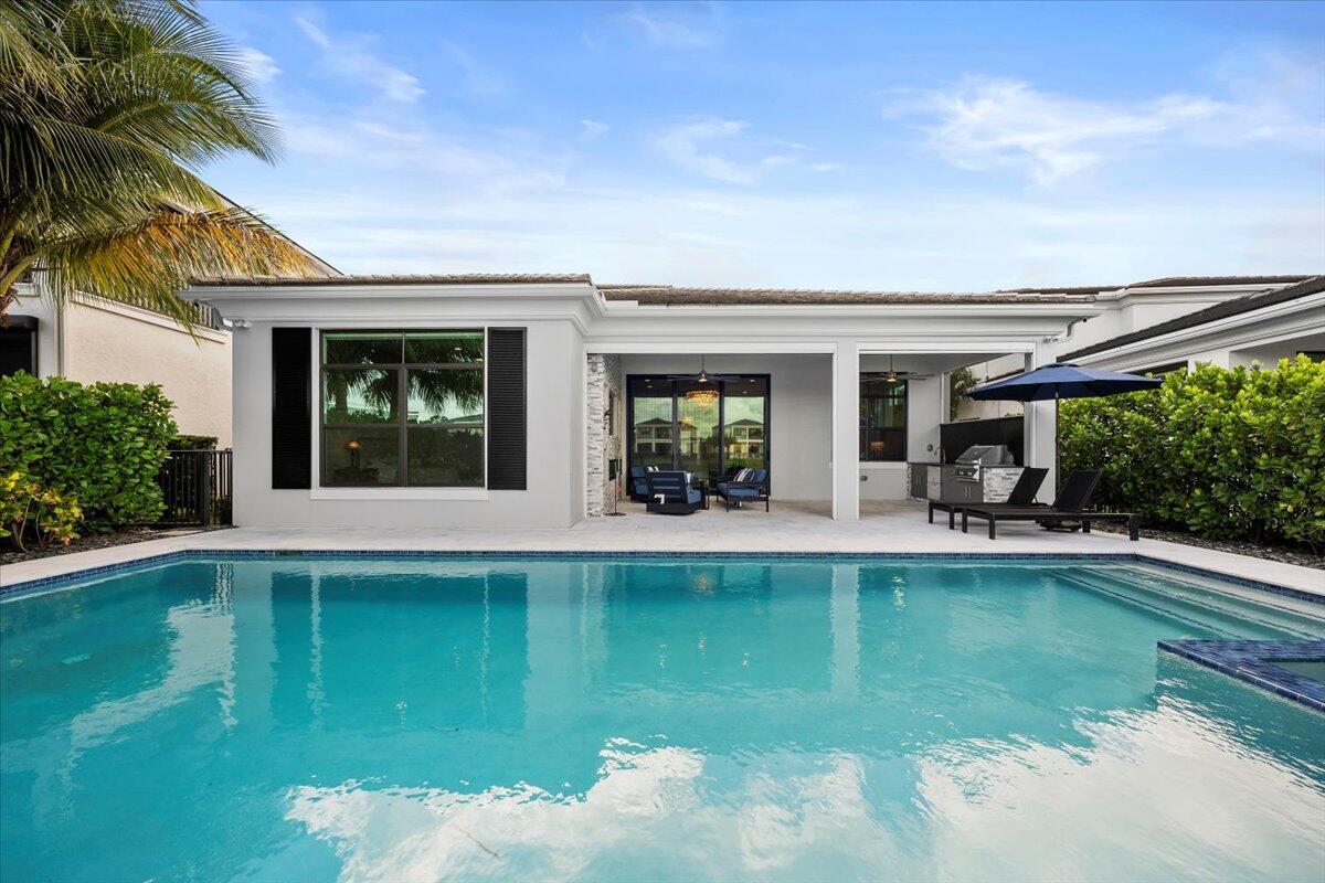 ARTISTRY - Residential
