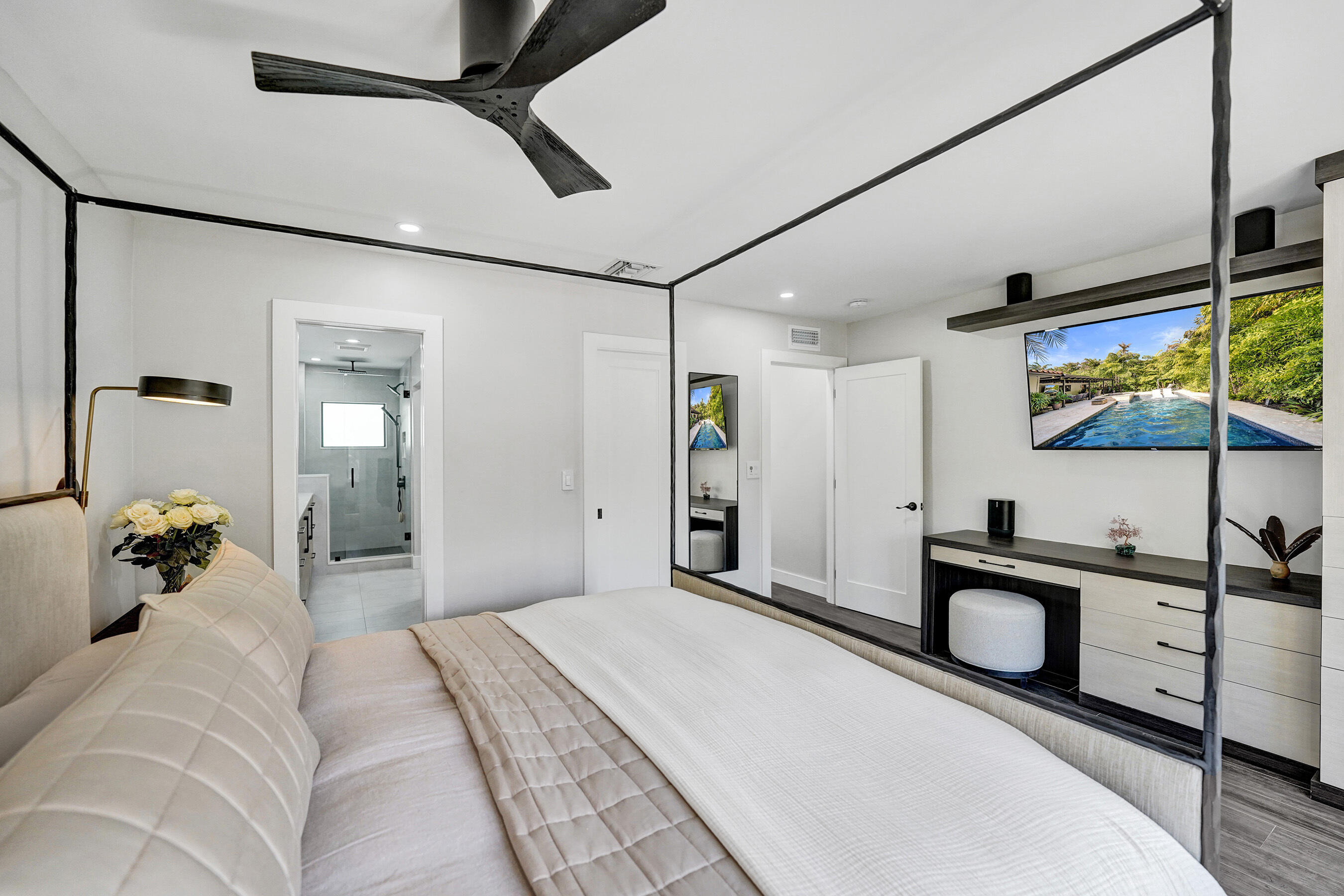 BEACH WAY HEIGHTS UNIT - Residential