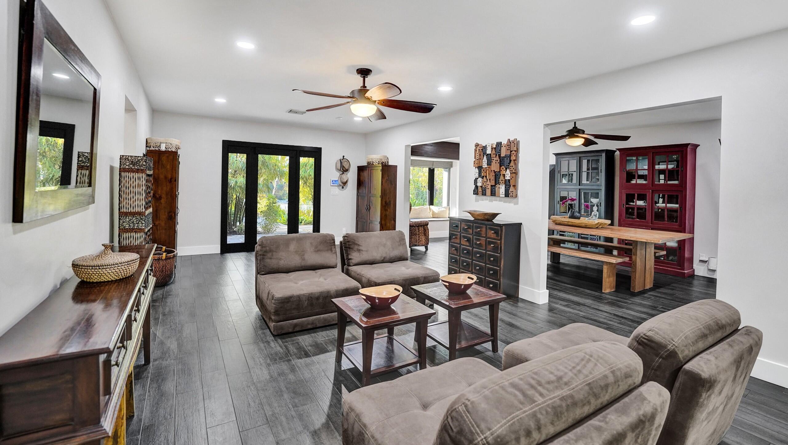 BEACH WAY HEIGHTS UNIT - Residential