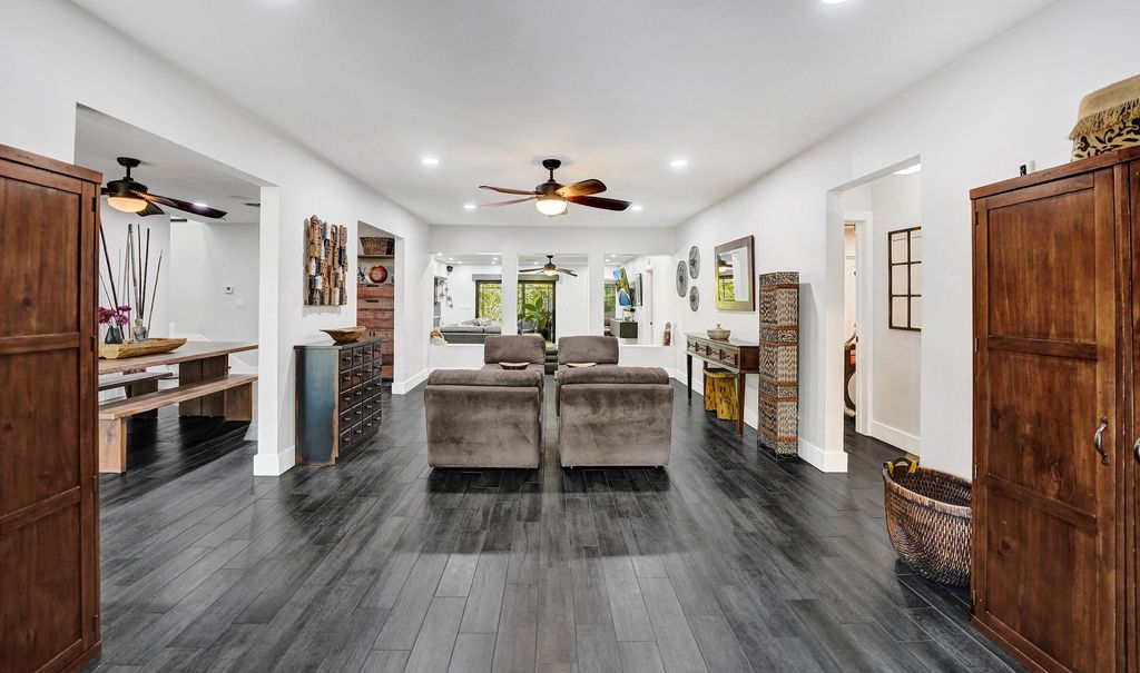 Photo of 2309 NE 12th Court, Fort Lauderdale, FL 33304 (MLS # B26007290)