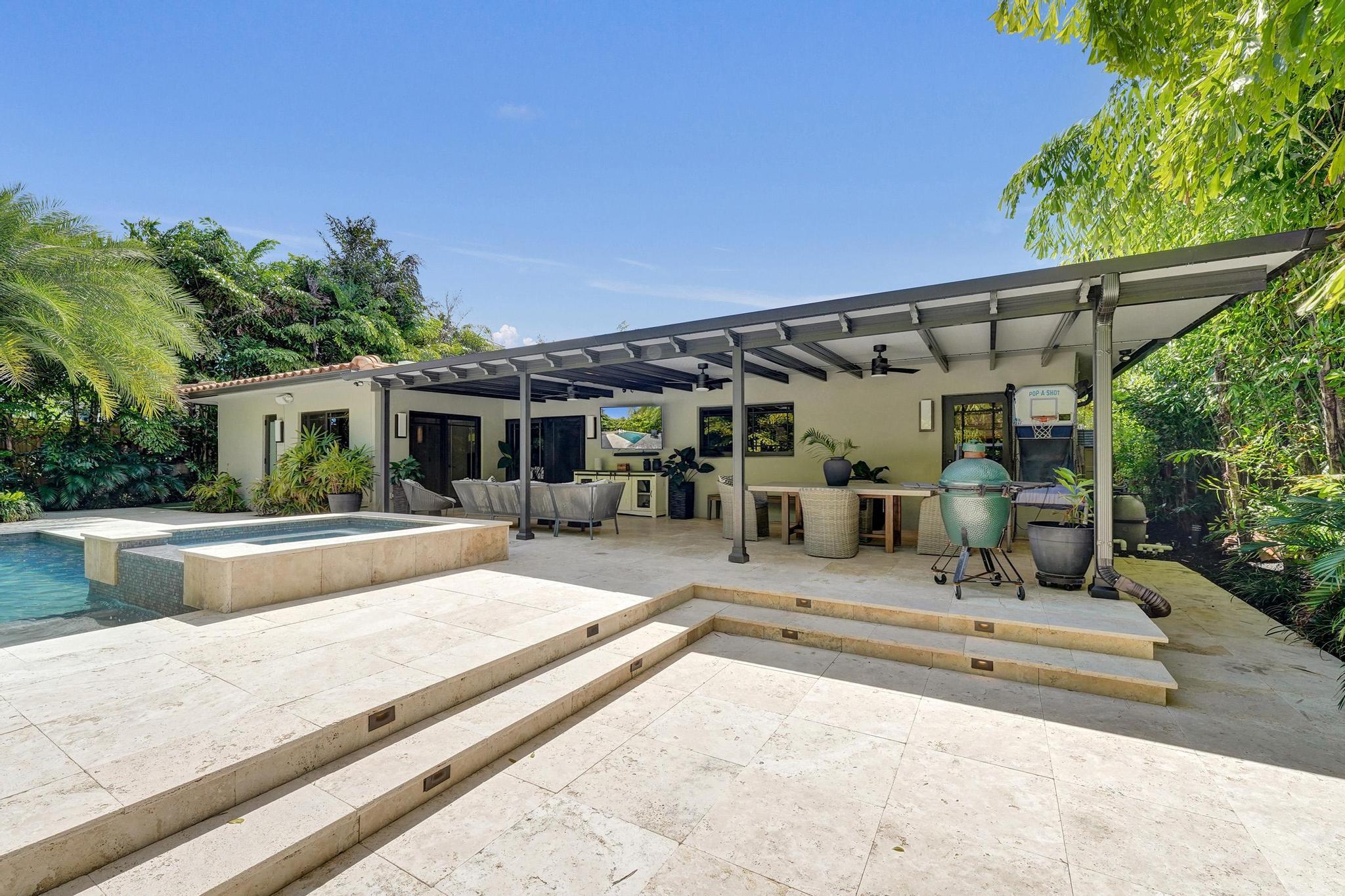 BEACH WAY HEIGHTS UNIT - Residential